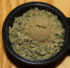 Mix kief and weed for Hudson joint