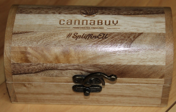 Full Size shot of Cannabuy Rolling box