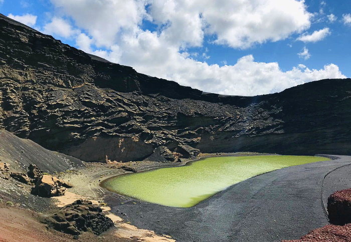 Lago Verde located in the municipality of Yaiza